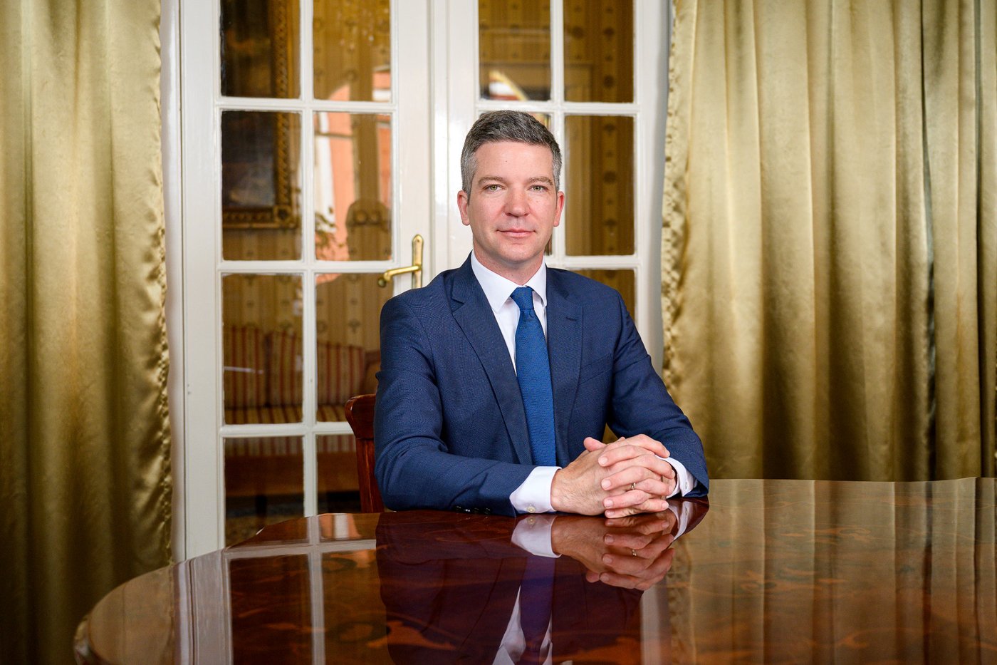Dr. Takács Gergely Tihamér ügyvéd portréja